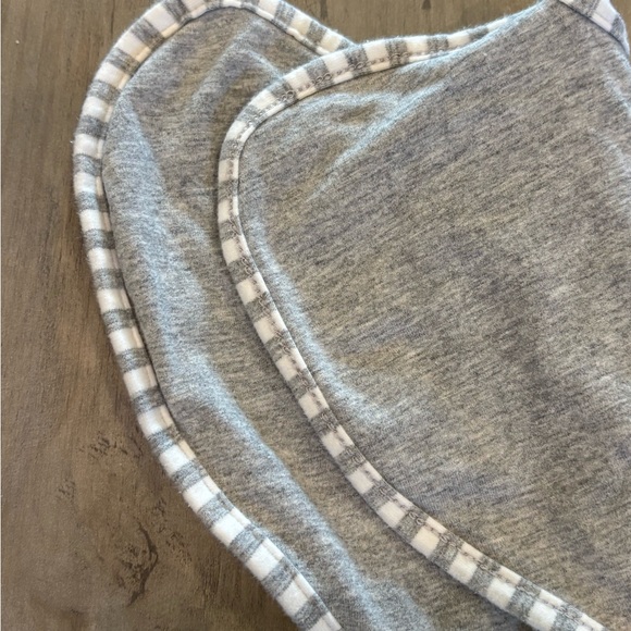 Love To Dream Swaddle Newborn Hands Up Gray 5-8.5 Lbs Pounds Moderate Weather - Picture 6 of 10
